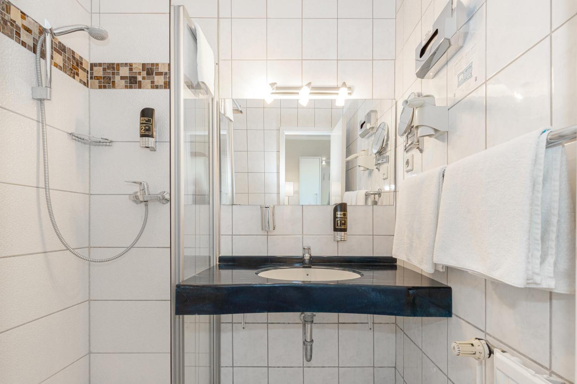 Hotel Klaus Stoertebeker Ralswiek Εξωτερικό φωτογραφία