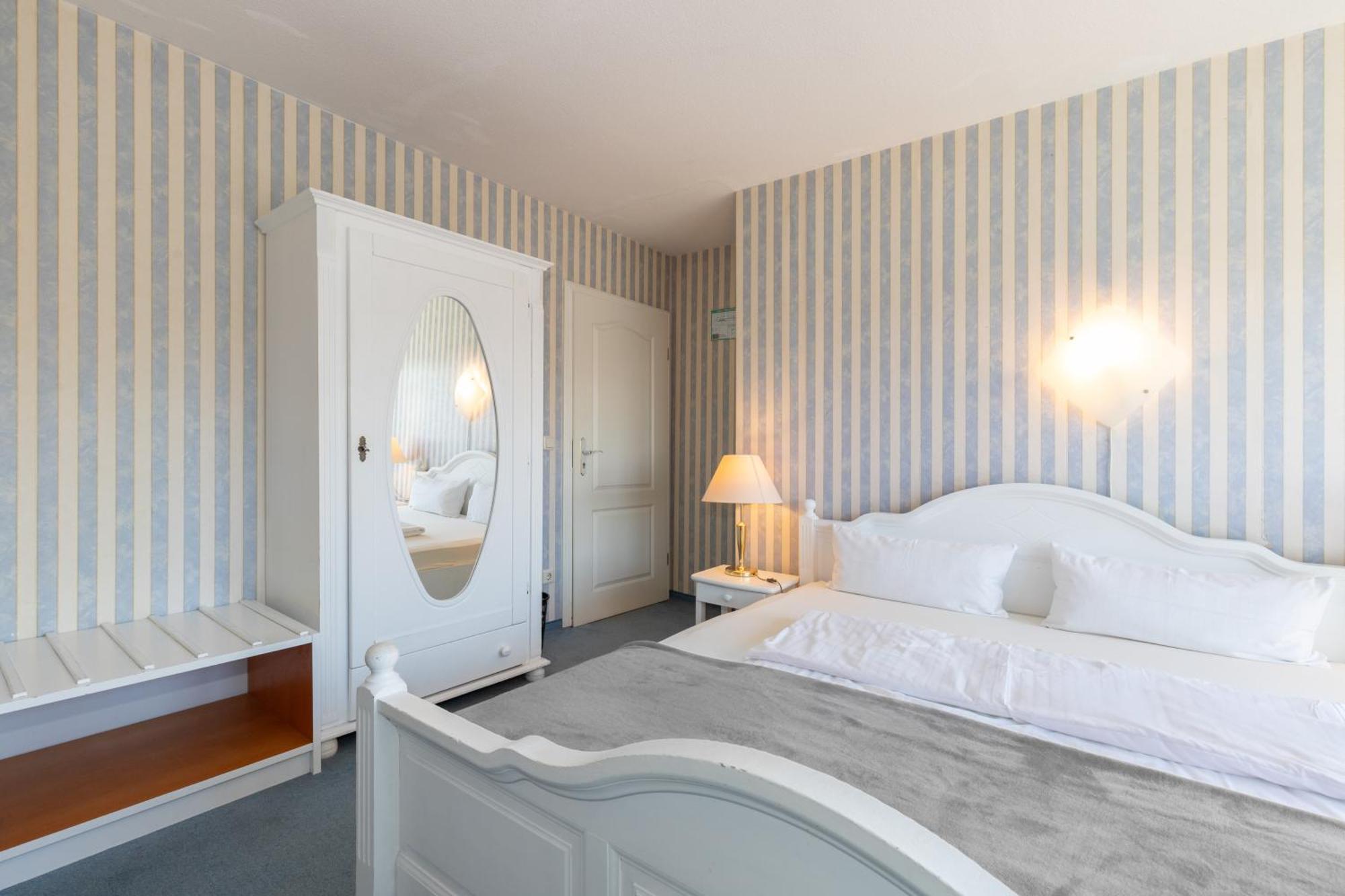Hotel Klaus Stoertebeker Ralswiek Εξωτερικό φωτογραφία